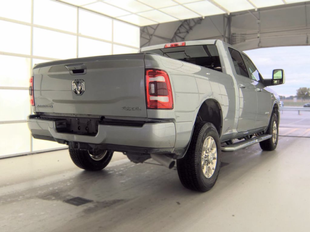 Used 2024 RAM 2500 Laramie AWD/4WD image 3