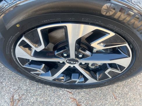 Certified 2023 Kia Sportage EX image 37