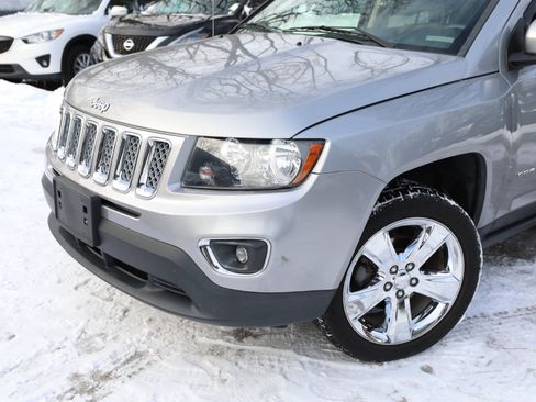 Used 2015 Jeep Compass High Altitude image 2
