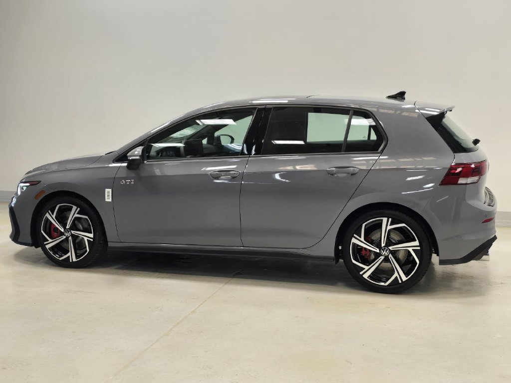 New 2026 Volkswagen GTI SE FWD image 4