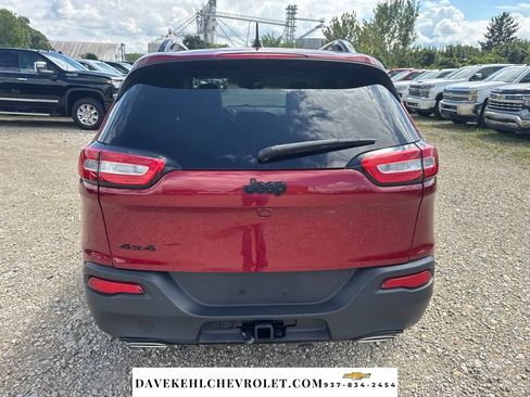 Used 2017 Jeep Cherokee High Altitude AWD/4WD image 4