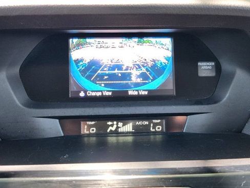 Used 2018 Acura ILX FWD image 18