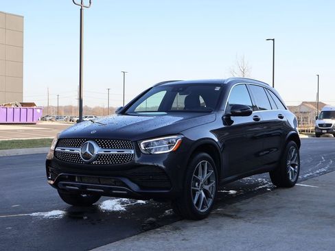 Certified 2022 Mercedes-Benz GLC 300 4MATIC image 3