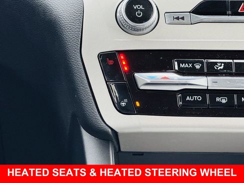 Used 2023 Ford Explorer XLT w/ Equipment Group 202A image 8