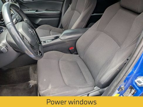 Used 2018 Toyota C-HR XLE FWD image 15