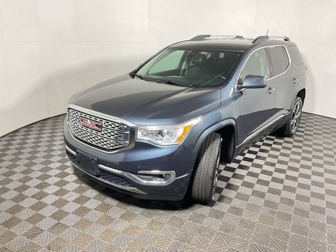 Used 2019 GMC Acadia Denali image 9