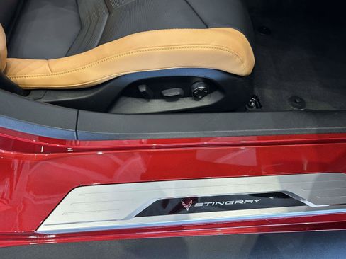 Used 2022 Chevrolet Corvette Stingray Premium Conv w/ 3LT RWD image 15