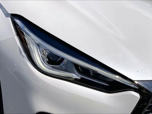 Used 2021 INFINITI QX50 Luxe w/ Appearance Package FWD image 42