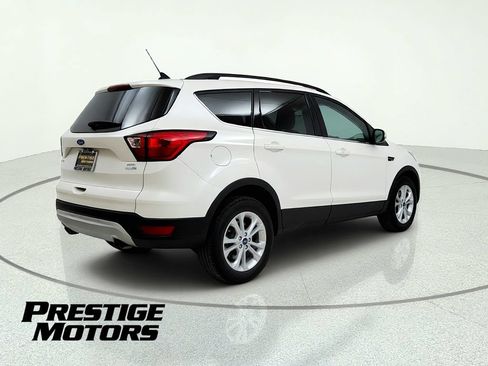 Used 2019 Ford Escape SEL AWD/4WD image 6