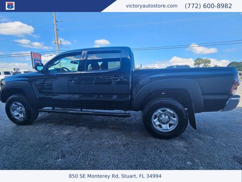 Used 2014 Toyota Tacoma PreRunner w/ SR5 Package image 9