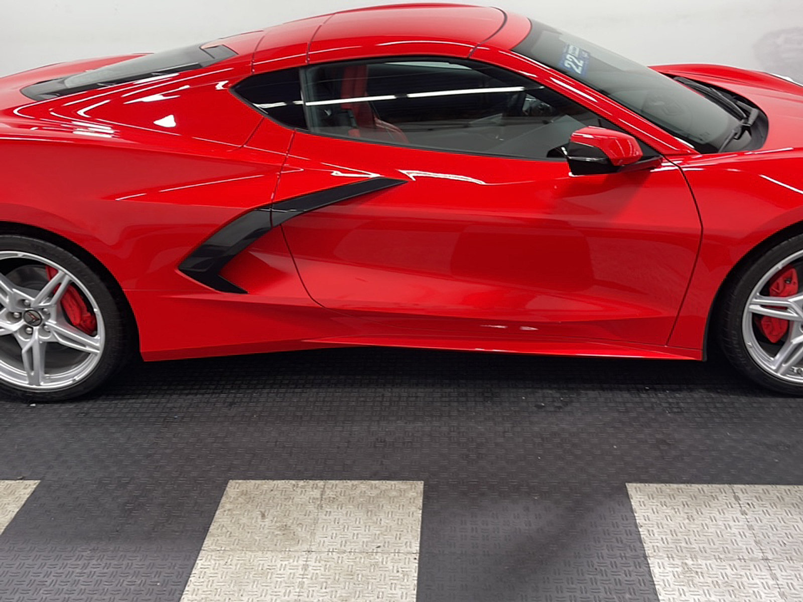Used 2022 Chevrolet Corvette Stingray Coupe w/ Battery Protection Package RWD image 17