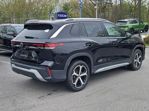 New 2026 Volkswagen Tiguan SE AWD/4WD image 2