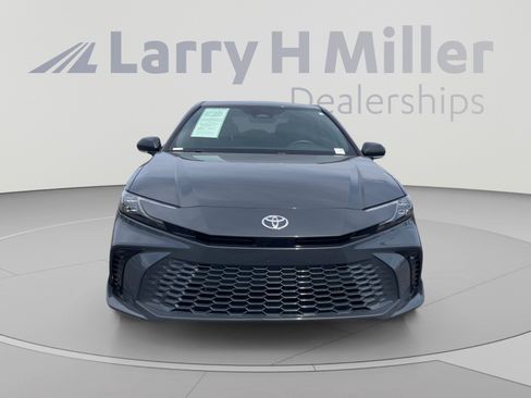 Used 2026 Toyota Camry XSE FWD image 8