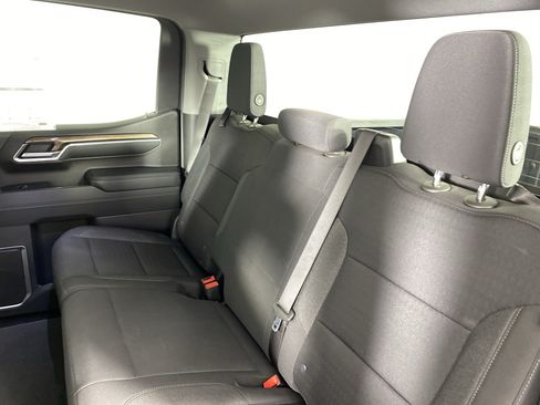 Used 2023 Chevrolet Silverado 1500 LT AWD/4WD image 31