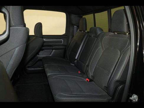 Used 2020 RAM 1500 Big Horn AWD/4WD image 29