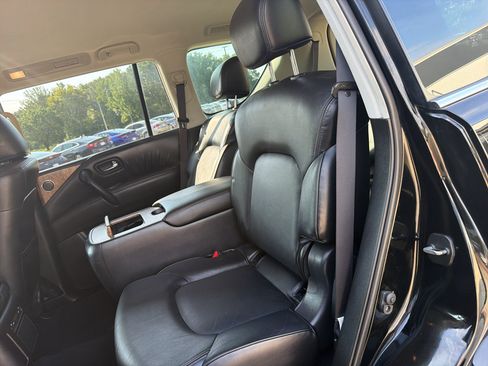 Used 2022 Nissan Armada SL w/ Captain's Chairs Package AWD/4WD image 10