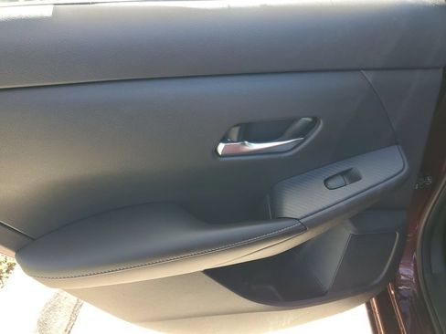 Certified 2020 Nissan Sentra SV FWD image 12