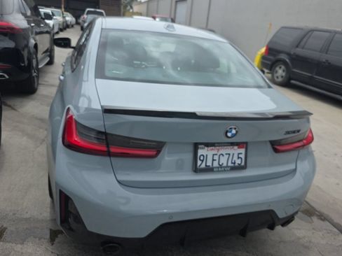 Used 2024 BMW 330i Sedan w/ M Sport Package RWD image 5