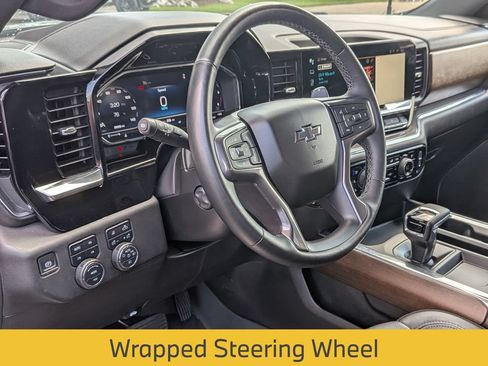 Used 2024 Chevrolet Silverado 1500 High Country w/ Midnight Edition AWD/4WD image 32