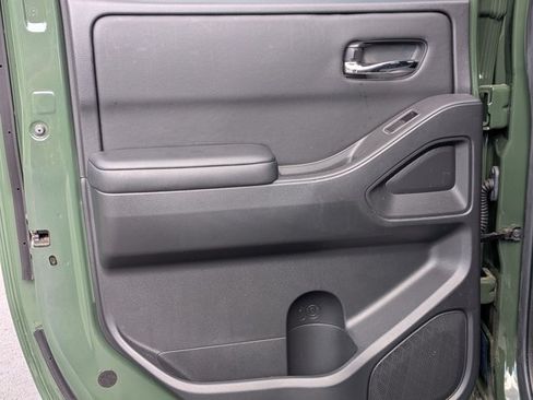 Certified 2025 Nissan Frontier SV w/ SV Convenience Package RWD image 24