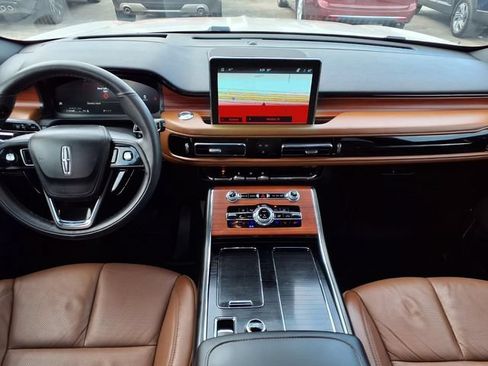 Certified 2023 Lincoln Aviator Reserve w/ Equipment Group 201A RWD image 6