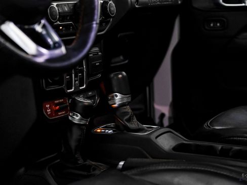 Used 2022 Jeep Wrangler Unlimited Rubicon w/ Xtreme Recon 35" Tire Package image 54