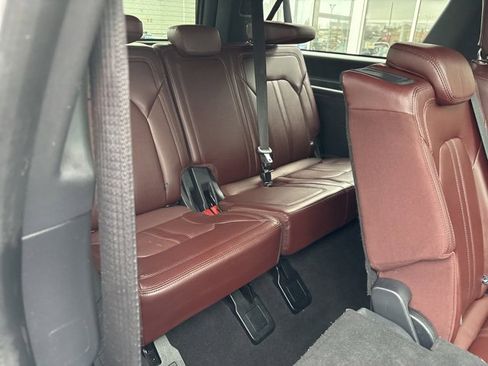 Used 2024 Ford Expedition Max Limited image 16