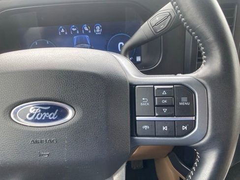 Used 2024 Ford F250 Lariat w/ Lariat Ultimate Package AWD/4WD image 17