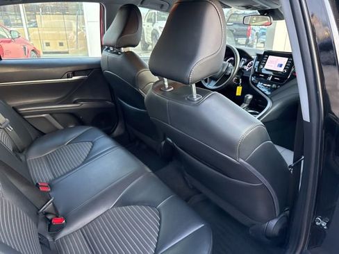 Used 2024 Toyota Camry SE image 30