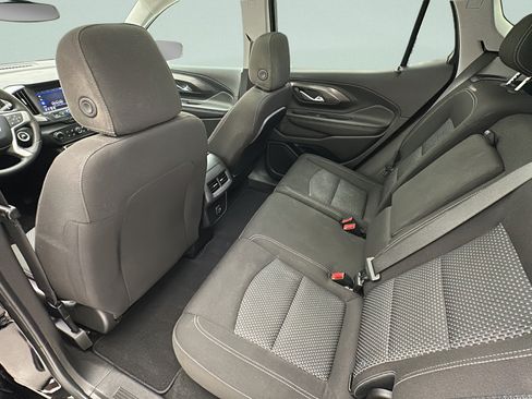 Used 2023 GMC Terrain SLE w/ Driver Convenience Package AWD/4WD image 9