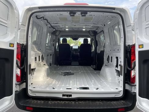 New 2026 Ford Transit 250 Low Roof RWD image 26