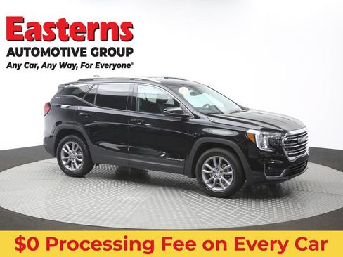 Used 2024 GMC Terrain SLT AWD/4WD image 50