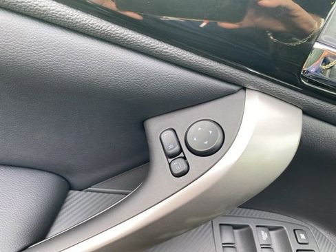 New 2026 Mitsubishi Eclipse Cross SE AWD/4WD image 17