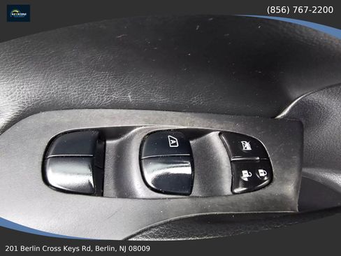 Used 2017 Nissan Altima 2.5 SV FWD image 11