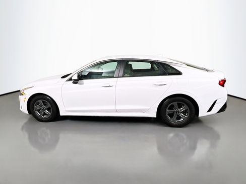 Used 2021 Kia K5 LXS image 9