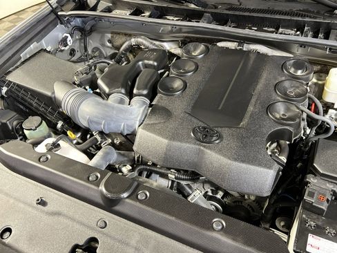 Used 2024 Toyota 4Runner SR5 image 27