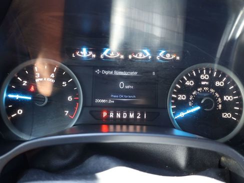 Used 2017 Ford F150 XLT w/ Equipment Group 302A Luxury AWD/4WD image 14