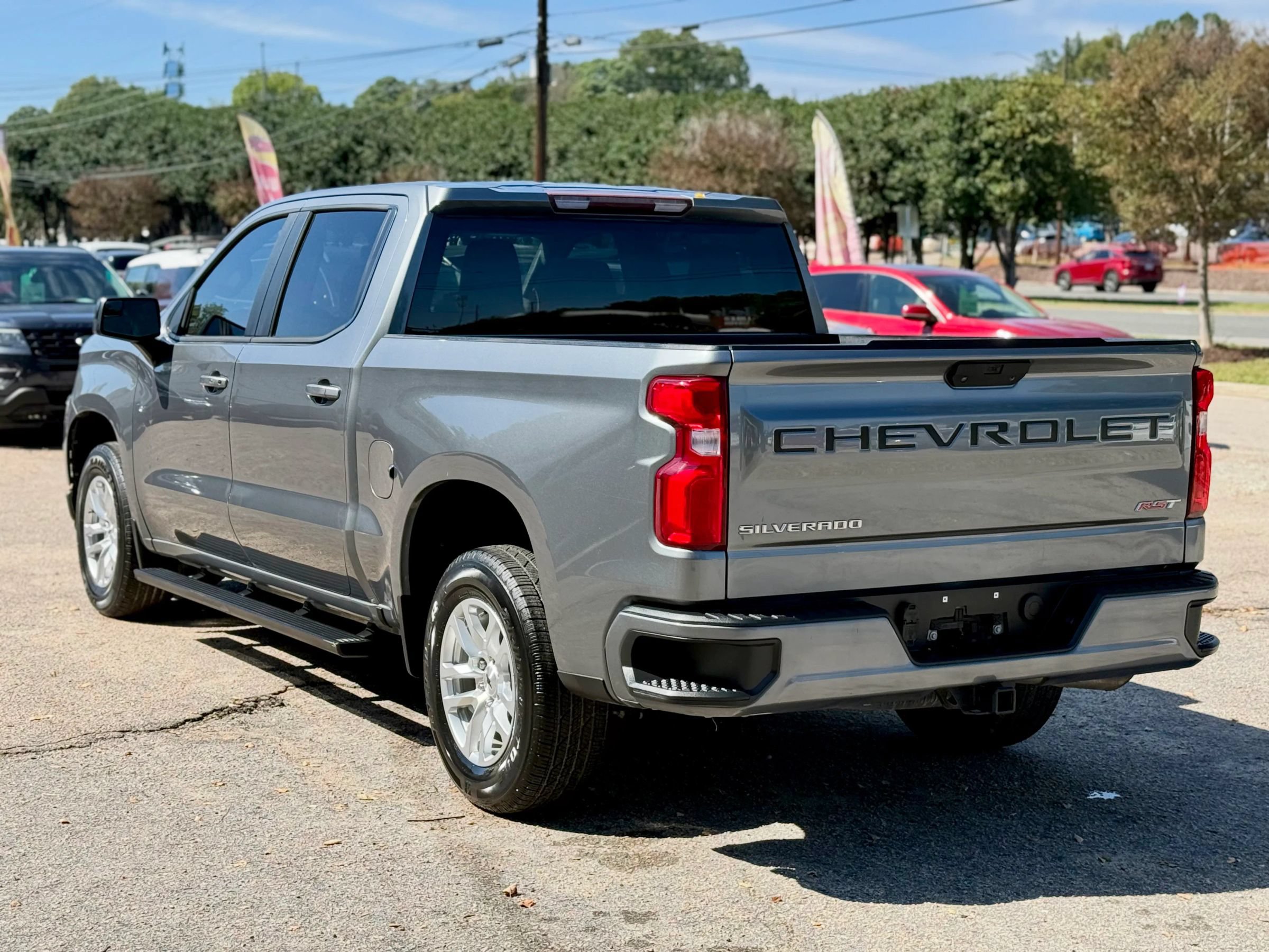 Used 2021 Chevrolet Silverado 1500 RST w/ Bed Protection Package RWD image 7