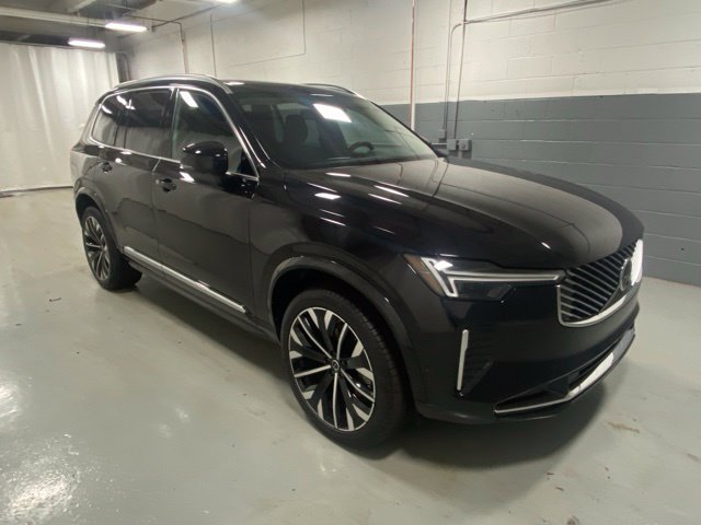 Certified 2026 Volvo XC90 B6 Plus AWD/4WD image 4
