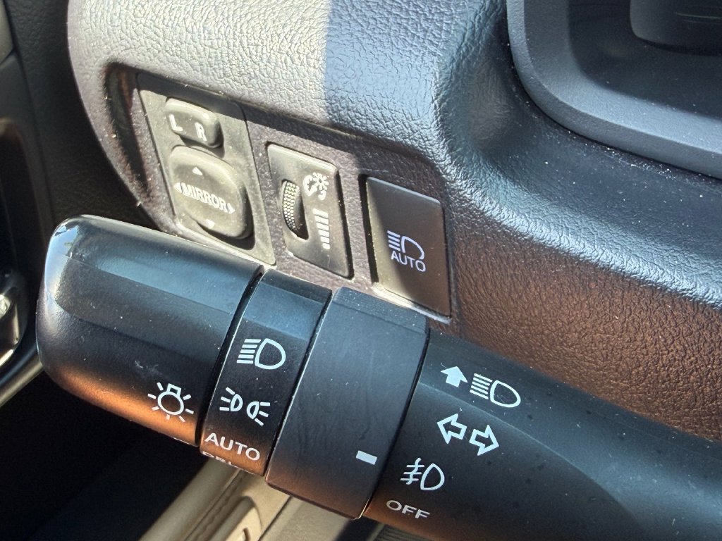 Used 2024 Toyota 4Runner Limited AWD/4WD image 34