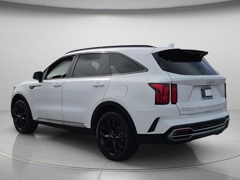 Used 2023 Kia Sorento SX FWD image 6