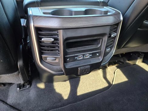 Used 2025 RAM 1500 Laramie AWD/4WD image 11