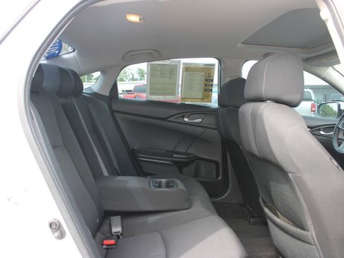 Used 2019 Honda Civic EX image 28