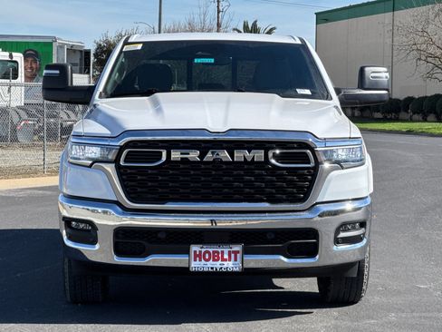 New 2026 RAM 1500 4x4 Crew Cab image 8