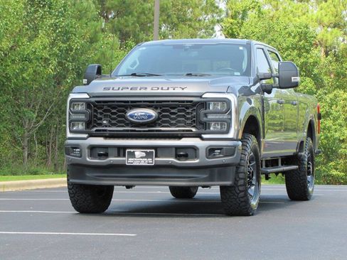 Used 2024 Ford F250 Lariat w/ Lariat Ultimate Package AWD/4WD image 12