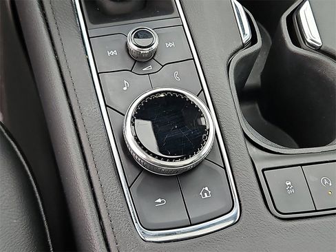 Used 2023 Cadillac XT4 Sport w/ Cold Weather Package image 25