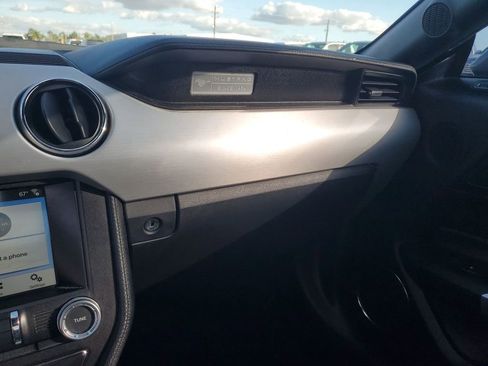 Used 2017 Ford Mustang Premium image 26