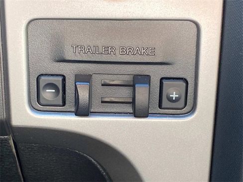 Used 2013 Ford F150 XLT w/ Luxury Equipment Group image 27