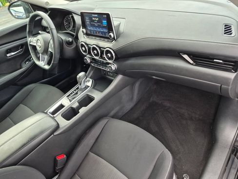 Used 2025 Nissan Sentra SV w/ All-Weather Package FWD image 28