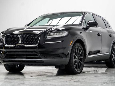 Used 2022 Lincoln Nautilus Reserve w/ Equipment Group 201A AWD/4WD image 9